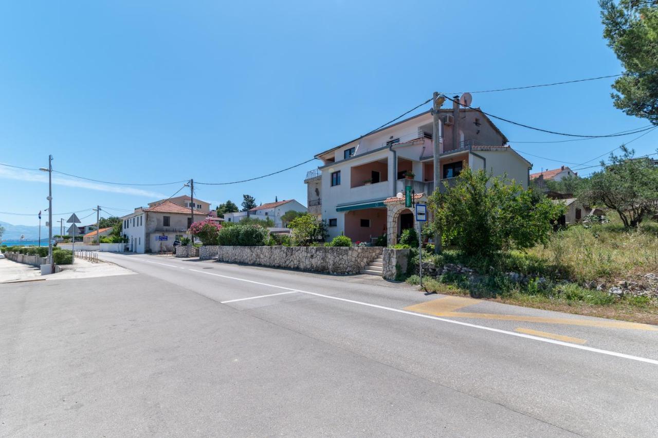 Apartment Batela Trogir Bagian luar foto