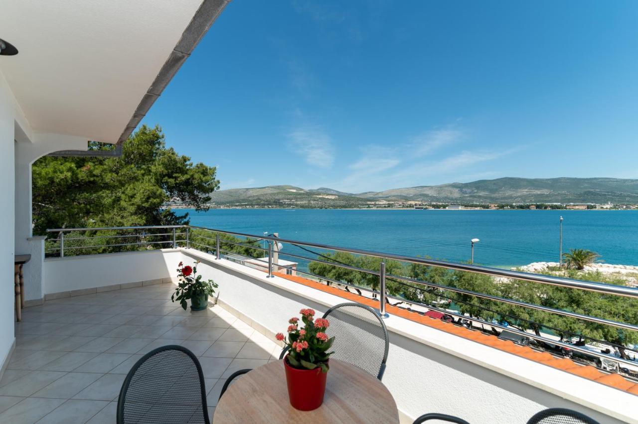 Apartment Batela Trogir Bagian luar foto