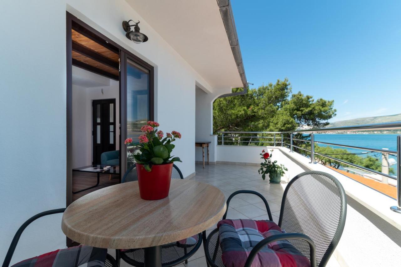 Apartment Batela Trogir Bagian luar foto