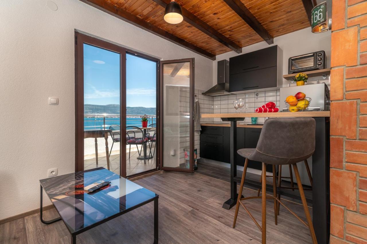 Apartment Batela Trogir Bagian luar foto